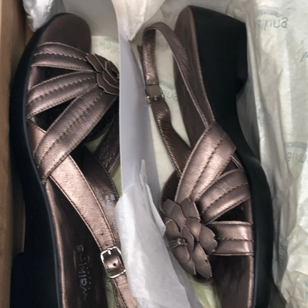 Walking Cradles Sling Back Sandals NIB sz 9 M - Picture 6 of 7